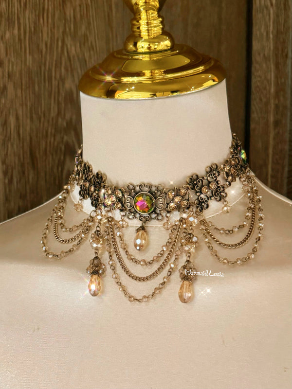 Vintage Opulence Necklace Resin Patent-Protected