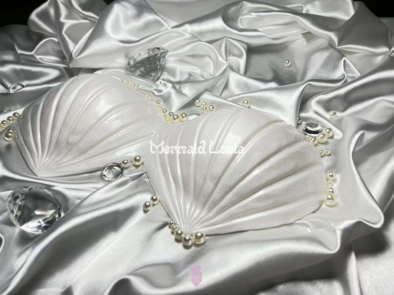 Sea Shell Bras for Mermaid Costume: Coconut - Mermaid Decor Ideas